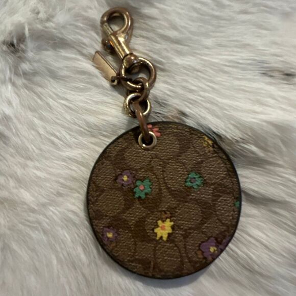 COACH Mirrored Floral  Keychain - Picture 3 of 4